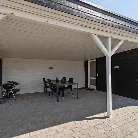 Gorgeous In Tarm With Sauna Semesterbostad Hemmet